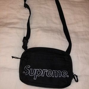 Supreme Fanny pack/crossbody bag